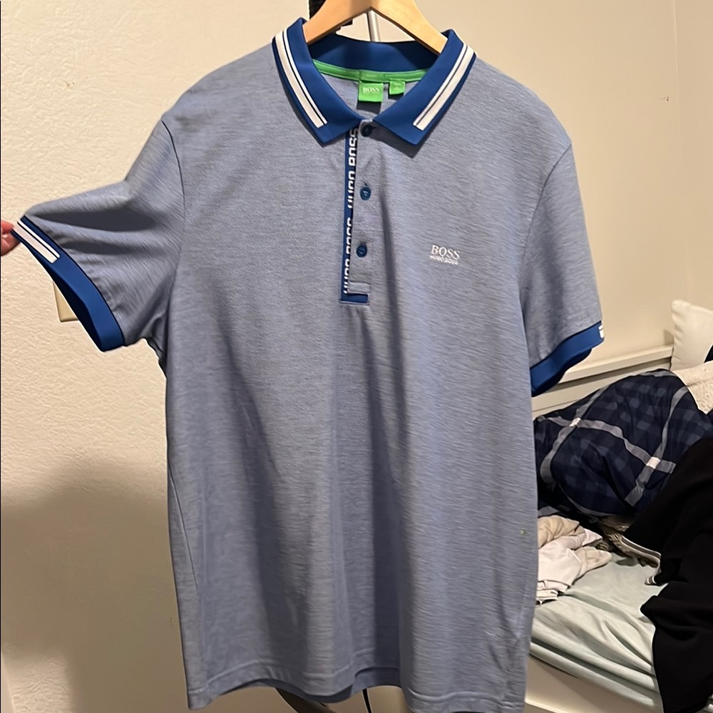 Hugo Boss Blue Polo Shirt with Contrasting Collar and Soft Fabric